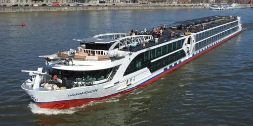 nickoVISION Real-Time Cruise Ship Tracking