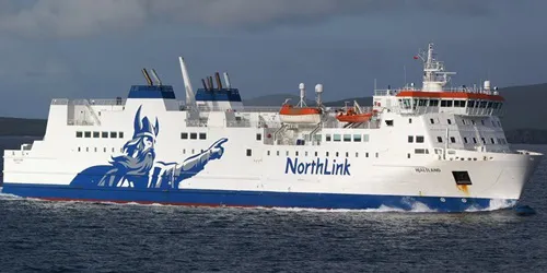 Live real-time cruise ferry tracking of Hjaltland from NorthLink Ferries
