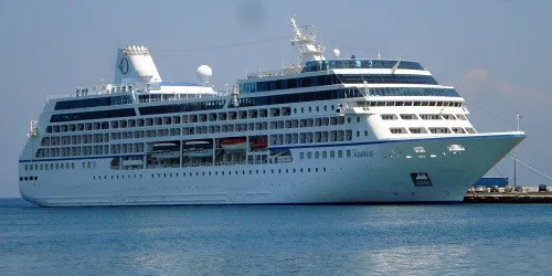 Live real-time ocean cruise ship tracking of Nautica from Oceania Cruises