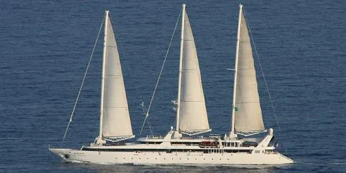 Live real-time ocean cruise ship tracking of Le Ponant from Ponant