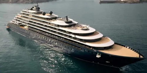 Luminara Real-Time Cruise Ship Tracking