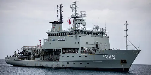 Live real-time military ship tracking of HMAS Melville from Royal Australian Navy