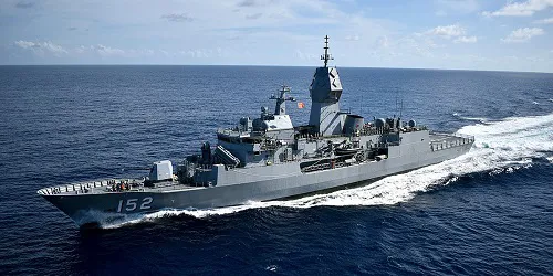 Live real-time tracking of military frigate HMAS Warramunga from the Royal Australian Navy