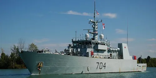 Live real-time tracking of military patrol ship HMCS Shawinigan from the Royal Canadian Navy