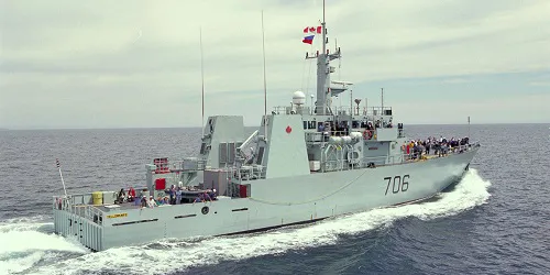 Live real-time military ship tracking of HMCS Yellowknife from Royal Canadian Navy