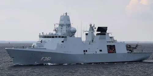 Live real-time military ship tracking of Iver Huitfeldt from Royal Danish Navy