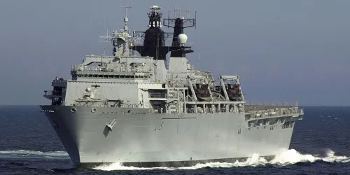 Live real-time military ship tracking of HMS Bulwark from Royal Navy