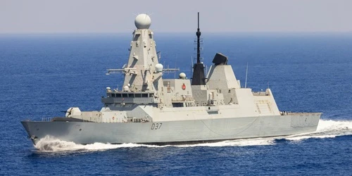 Live real-time military ship tracking of HMS Duncan from Royal Navy