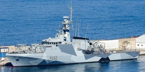HMS Forth Real-Time Military Ship Tracking