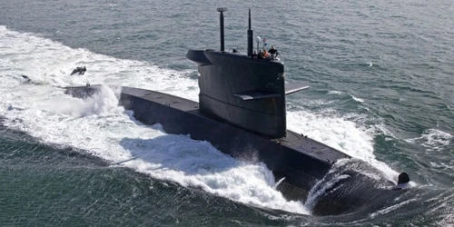 Dolfijn Real-Time Military Ship Tracking