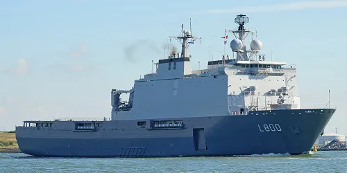 Live real-time military ship tracking of Rotterdam from Royal Netherlands Navy
