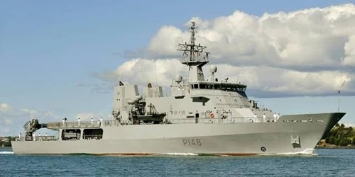 Live real-time military ship tracking of HMNZS Otago from Royal New Zealand Navy