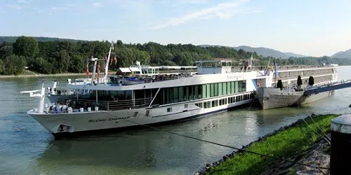 Live real-time river cruise ship tracking of Scenic Emerald from Scenic Cruises