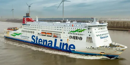 Live real-time cruise ferry tracking of Stena Britannica from Stena Line