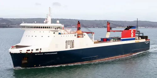 Live real-time cruise ferry tracking of Stena Forwarder from Stena Line