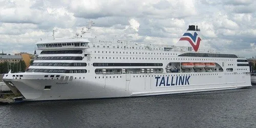Live real-time cruise ferry tracking of Romantika from Tallink