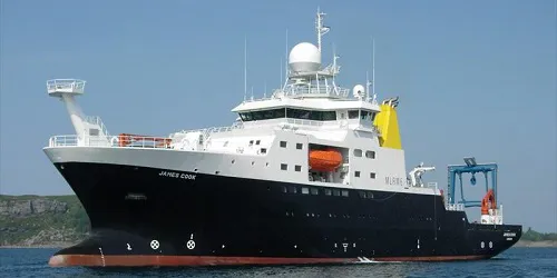 RRS James Cook Real-Time Cruise Ship Tracking