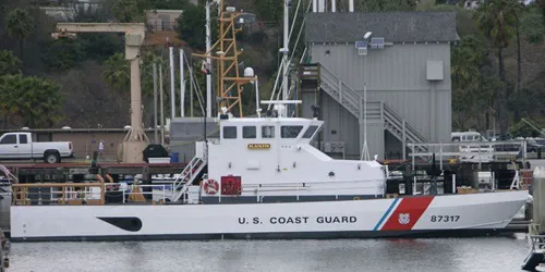 Live real-time tracking of military patrol ship CGC Blackfin from the United States Coast Guard