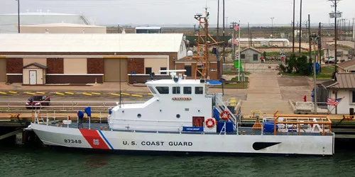 Live real-time military ship tracking of CGC Brant from United States Coast Guard