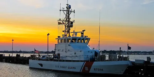 CGC Finback Real-Time Military Ship Tracking