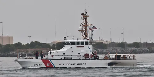 Live real-time military ship tracking of CGC Haddock from United States Coast Guard