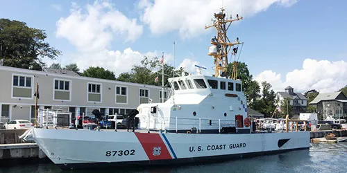 Live real-time military ship tracking of CGC Hammerhead from United States Coast Guard