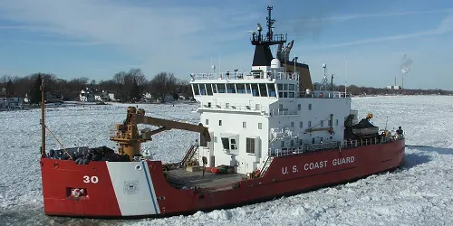 Live real-time tracking of military icebreaker CGC Mackinaw from the United States Coast Guard