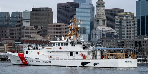 Live real-time tracking of military patrol ship CGC Melvin Bell from the United States Coast Guard