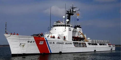Live real-time tracking of military medium endurance cutter CGC Vigorous from the United States Coast Guard