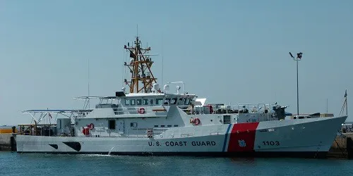 Live real-time tracking of military patrol ship CGC William Flores from the United States Coast Guard