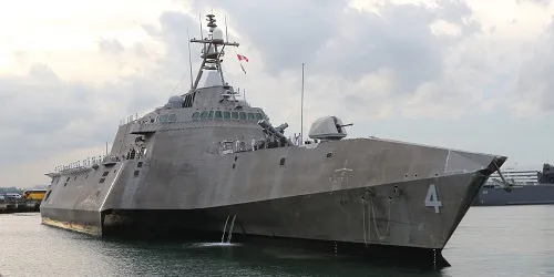Live real-time tracking of military littoral combat ship USS Coronado from the United States Navy
