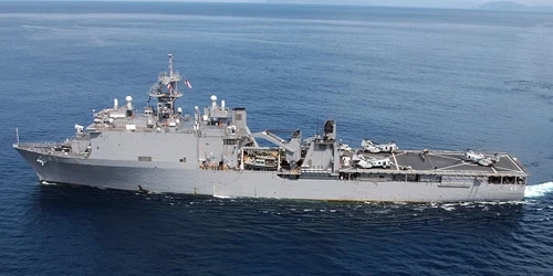 USS Fort McHenry Real-Time Military Ship Tracking