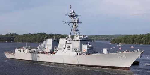 Live real-time tracking of military destroyer USS Harvey C. Barnum Jr. from the United States Navy