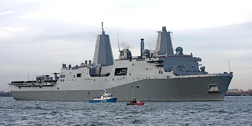 Live real-time tracking of military amphibious transport dock USS New York from the United States Navy