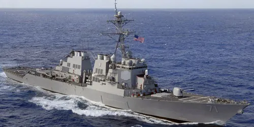 Live real-time tracking of military destroyer USS Ross from the United States Navy