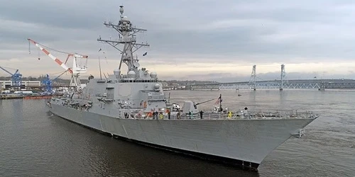 Live real-time tracking of military destroyer USS Wiliam Charette from the United States Navy