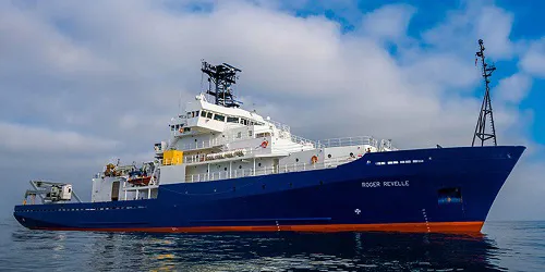 Live real-time research ship tracking of Roger Revelle from United States Office of Naval Research