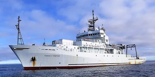 Live real-time research ship tracking of Thomas G. Thompson from United States Office of Naval Research
