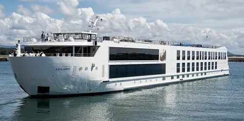 Live real-time river cruise ship tracking of S.S. São Gabriel from Uniworld