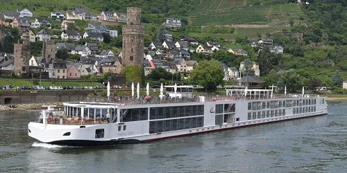 Live real-time river cruise ship tracking of Viking Hild from Viking