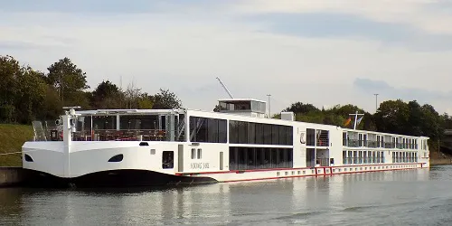 Live real-time river cruise ship tracking of Viking Jarl from Viking