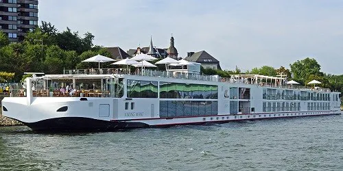 Live real-time river cruise ship tracking of Viking Mani from Viking