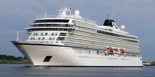 Live real-time ocean cruise ship tracking of Viking Mars from Viking