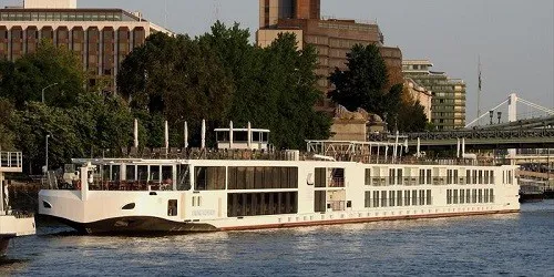 Live real-time river cruise ship tracking of Viking Vilhjalm from Viking