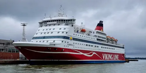 Live real-time cruise ferry tracking of Gabriella from Viking Line