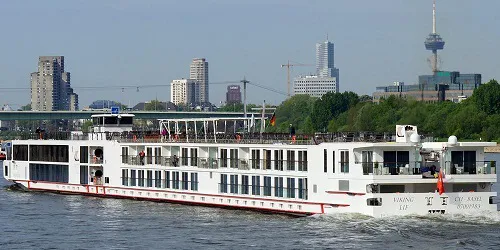 Live real-time river cruise ship tracking of Viking Lif from Viking