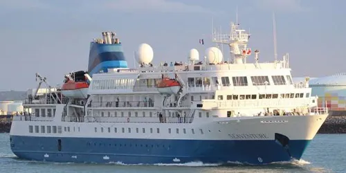 Live real-time ocean cruise ship tracking of Seaventure from Viva Cruises