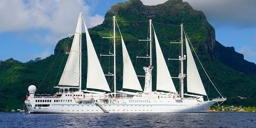 Live real-time ocean cruise ship tracking of Wind Spirit from Windstar Cruises