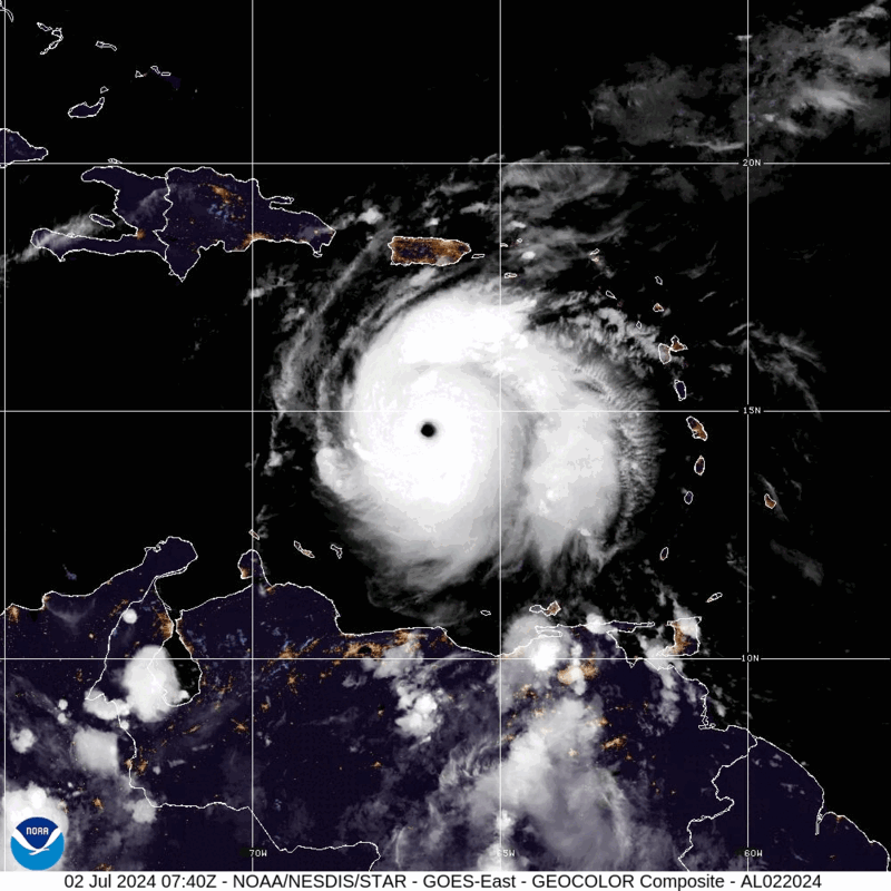 Category 5 Hurricane Beryl (2024) Peak Intensity Satellite Image Animation