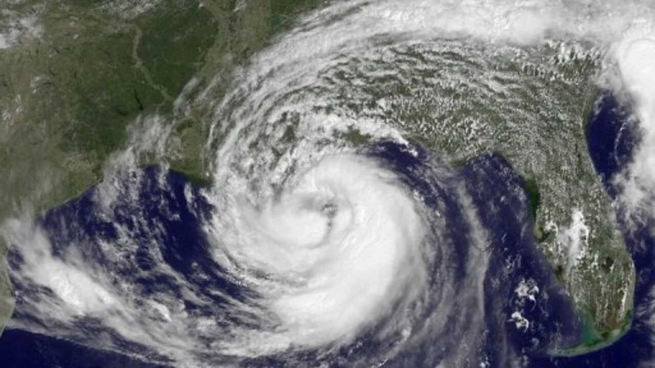 Category 2 Hurricane Isaac (2024) - Historical Storm Tracking